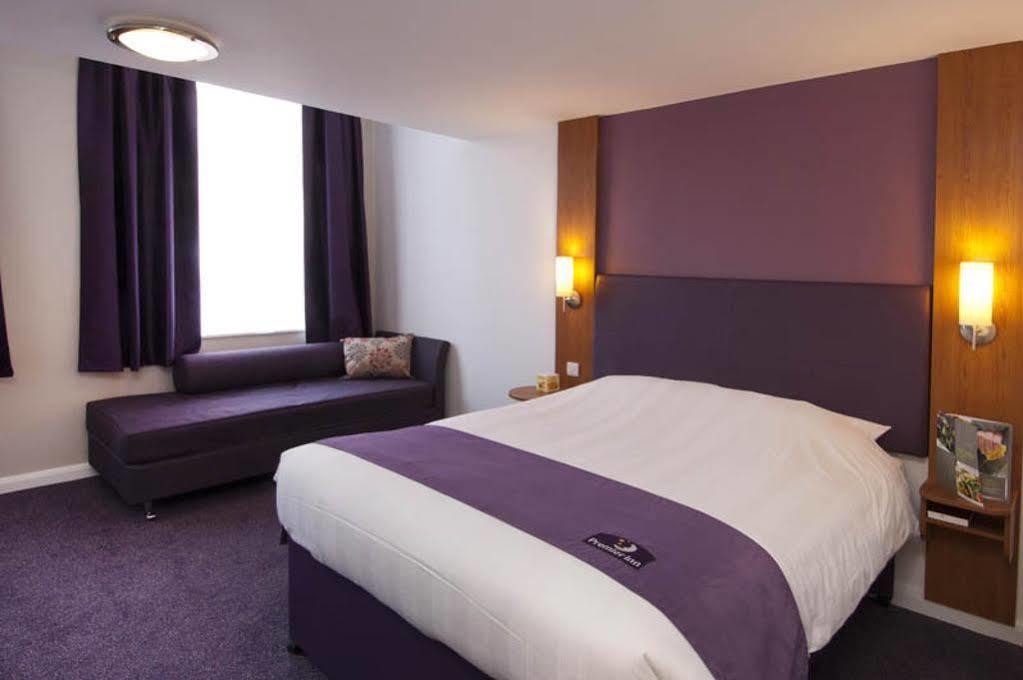 Premier Inn London Dagenham Exterior foto